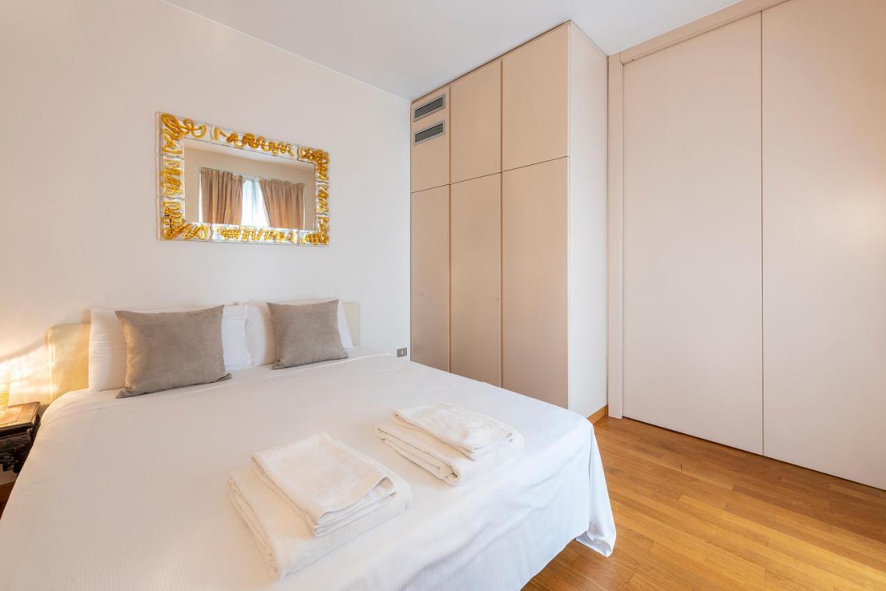 Milan Royal Suites - Centro Duomo Dış mekan fotoğraf